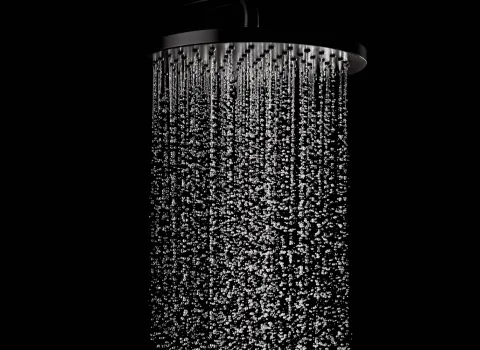 Laufende Regendusche mit wassersparender flowreduction Funktion von Dornbracht.